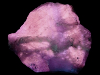 "Terlingua like" calcite - Mexico (longwave UV)