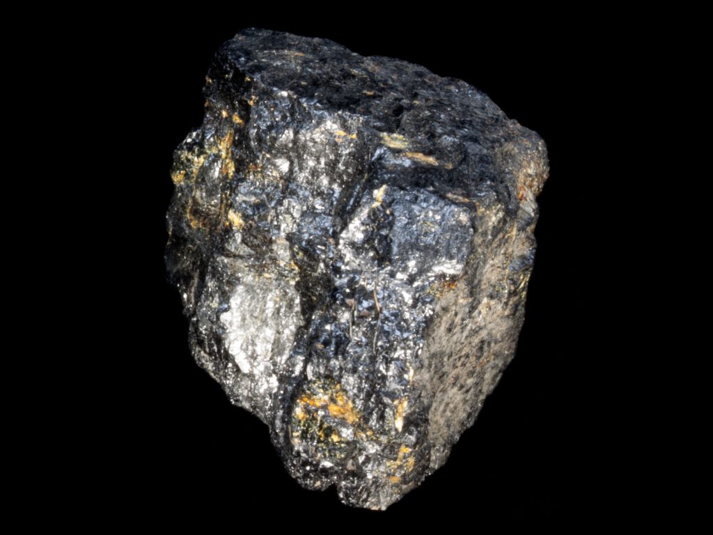 Amber in lignite - Pueblo, Colorado